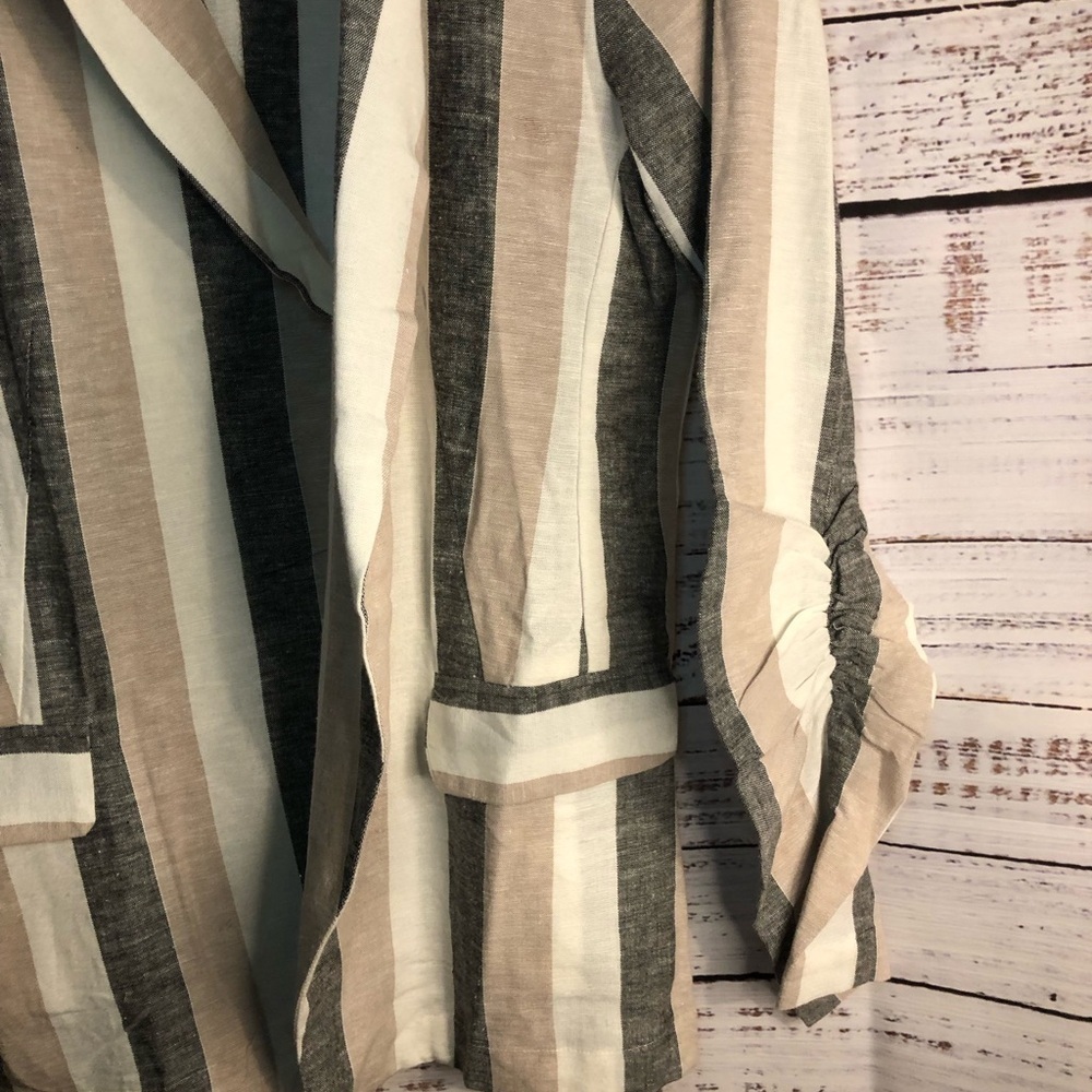 Venus Striped Blazer - Gray, Cream, Tan - Picture 5 of 15